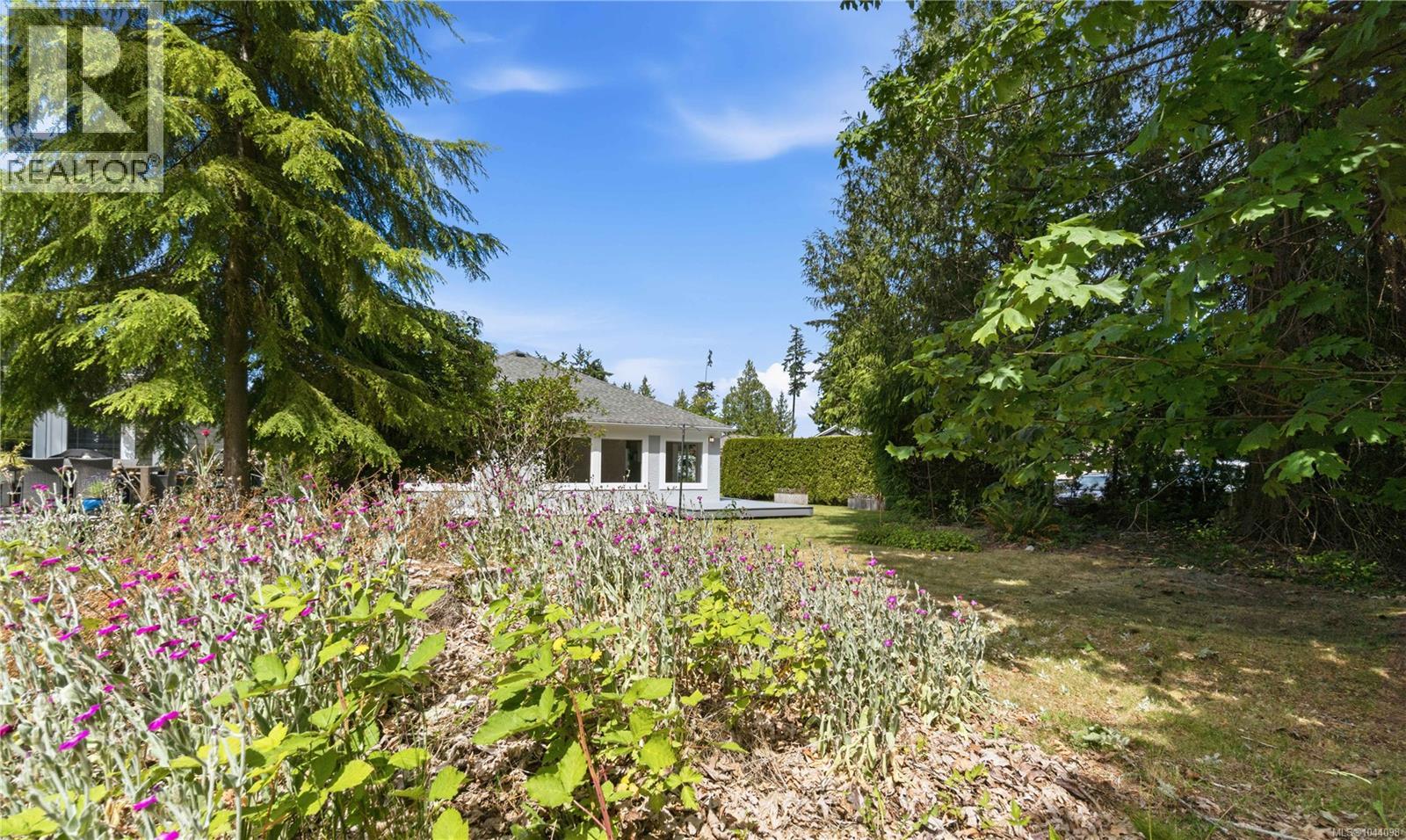 1325 Leeward Way - 45