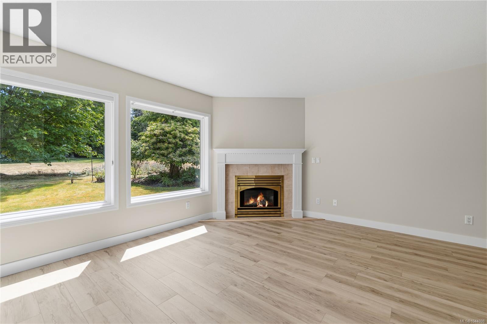 1325 Leeward Way - 34