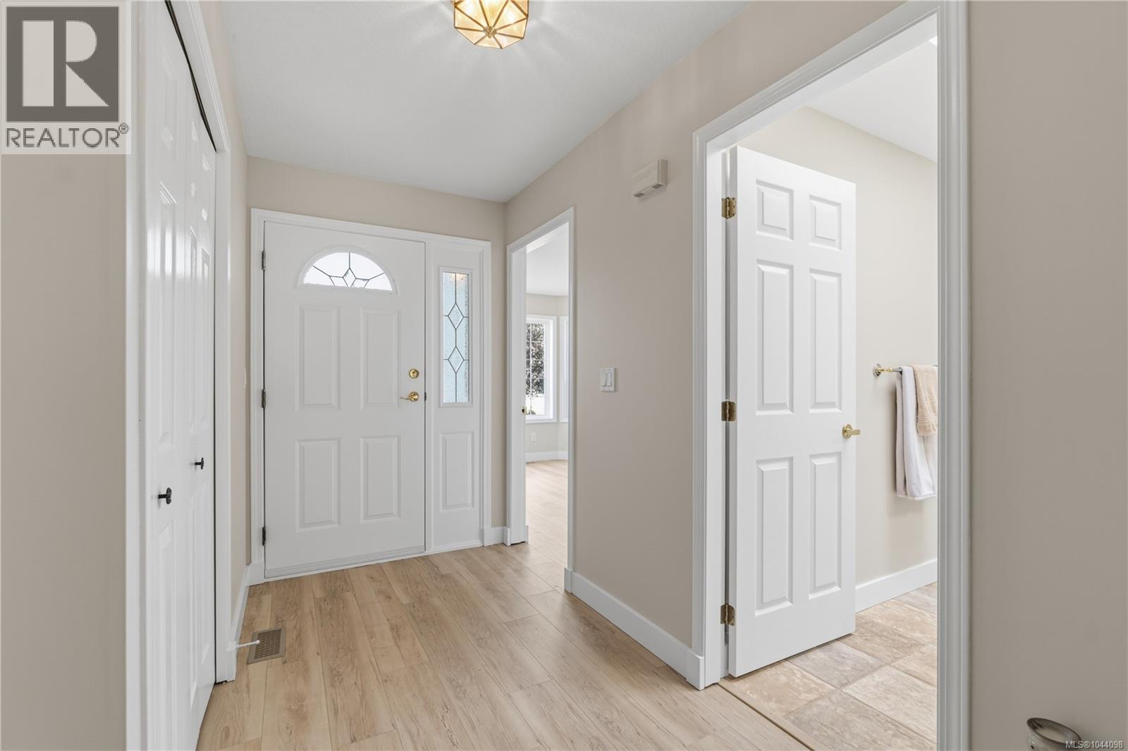 1325 Leeward Way - 26