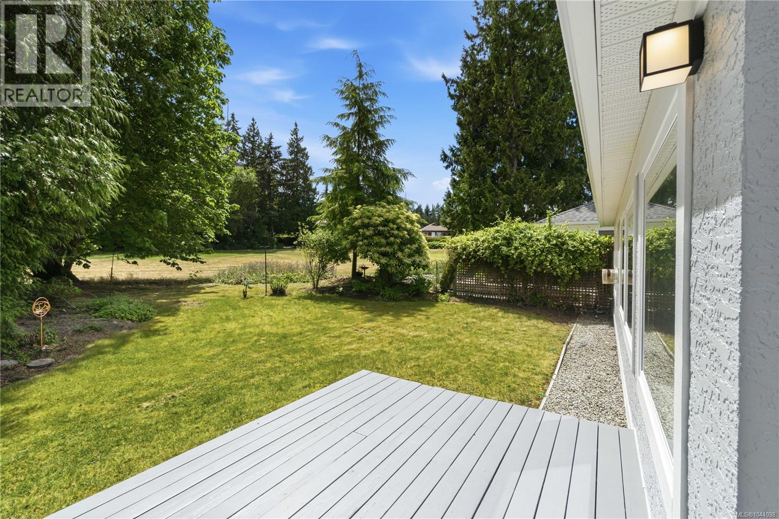 1325 Leeward Way - 41