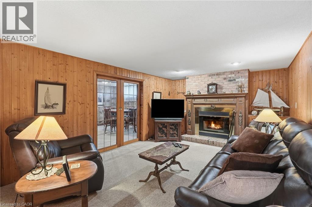 12 HUNTINGTON Lane - Image 26