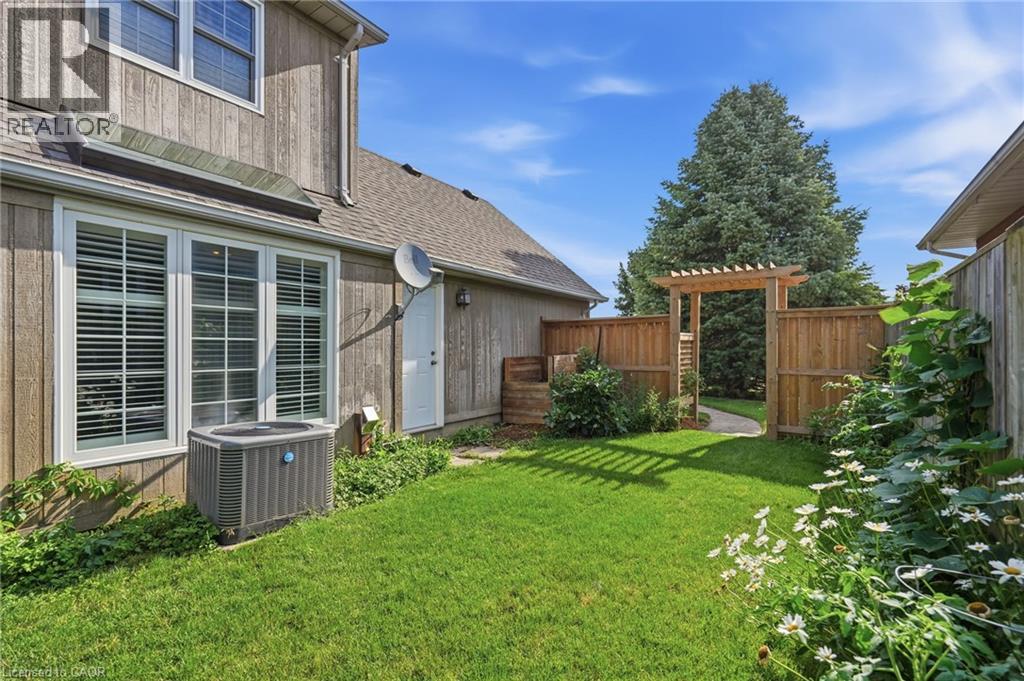 12 HUNTINGTON Lane - Image 32