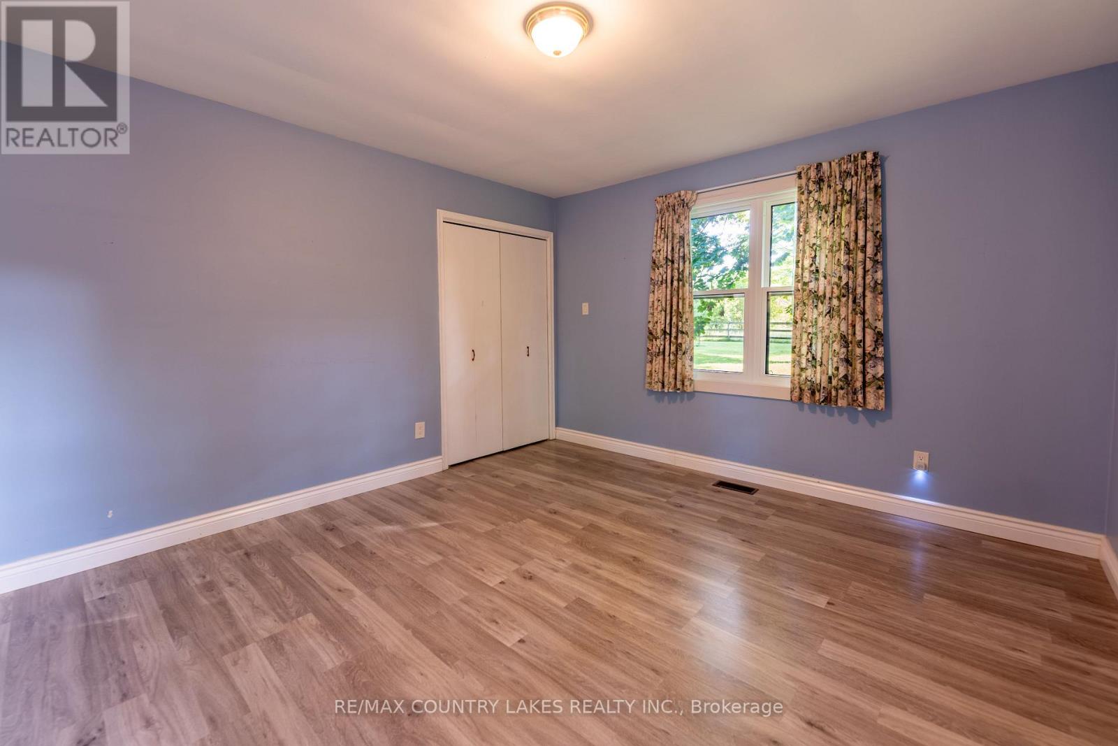 94 LAIDLAW STREET N - Image 16