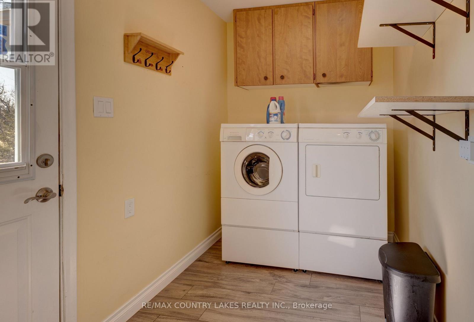 94 LAIDLAW STREET N - Image 20