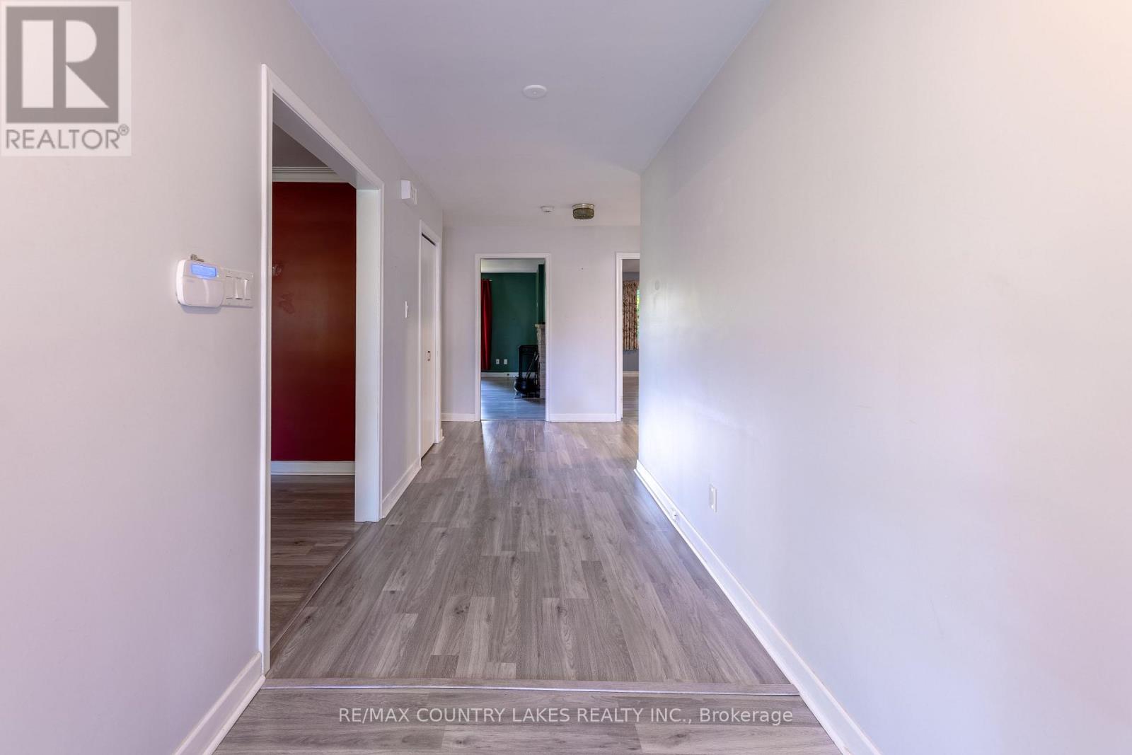 94 LAIDLAW STREET N - Image 4