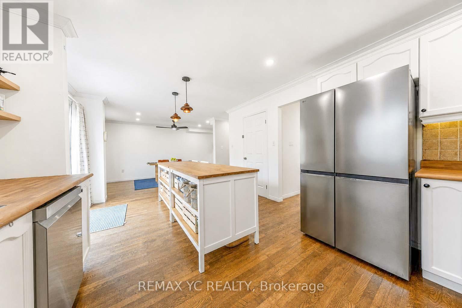 93 HOLLY MEADOW ROAD - 11