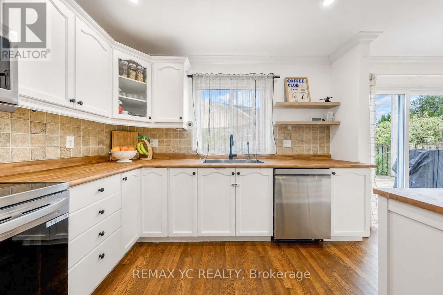 93 HOLLY MEADOW ROAD - 9
