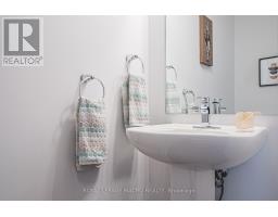 Bathroom - 86 - 575 Woodward Avenue, Hamilton, ON L8H0B3 Photo 9