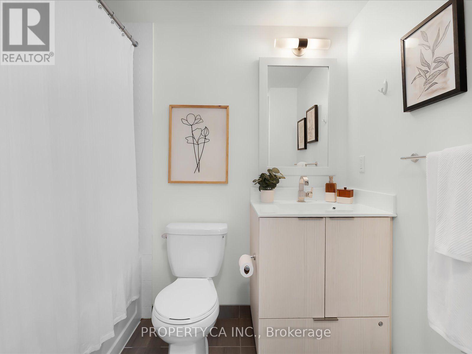 #1906 56 ANNIE CRAIG DRIVE - 14