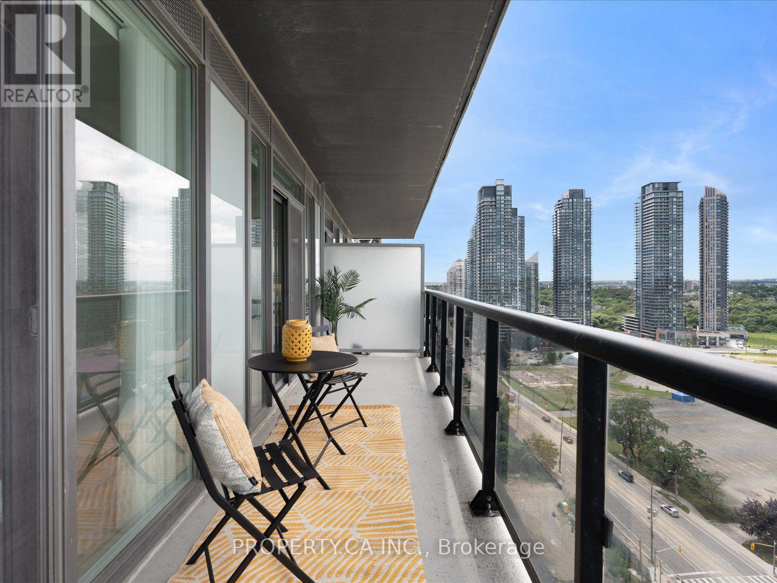 #1906 56 ANNIE CRAIG DRIVE - 17