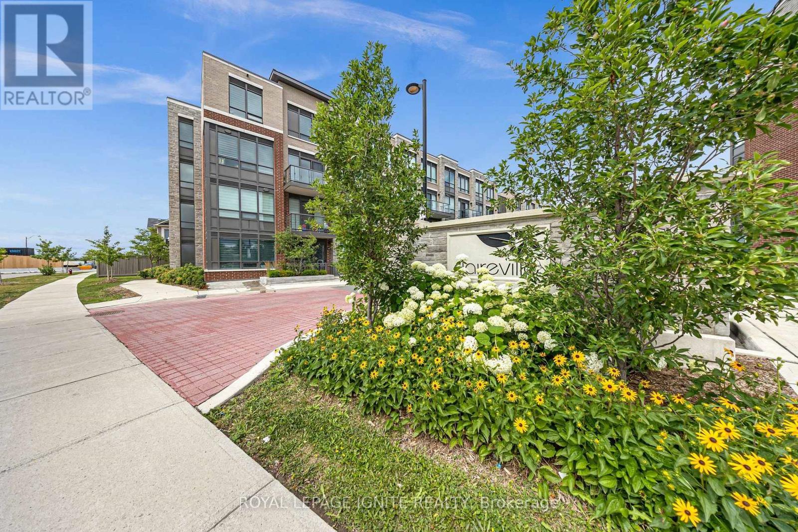 #152 65 ATTMAR DRIVE - 30