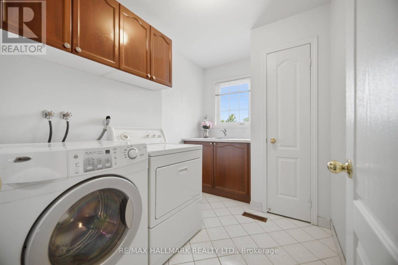 641 MARLEY CRESCENT - 17
