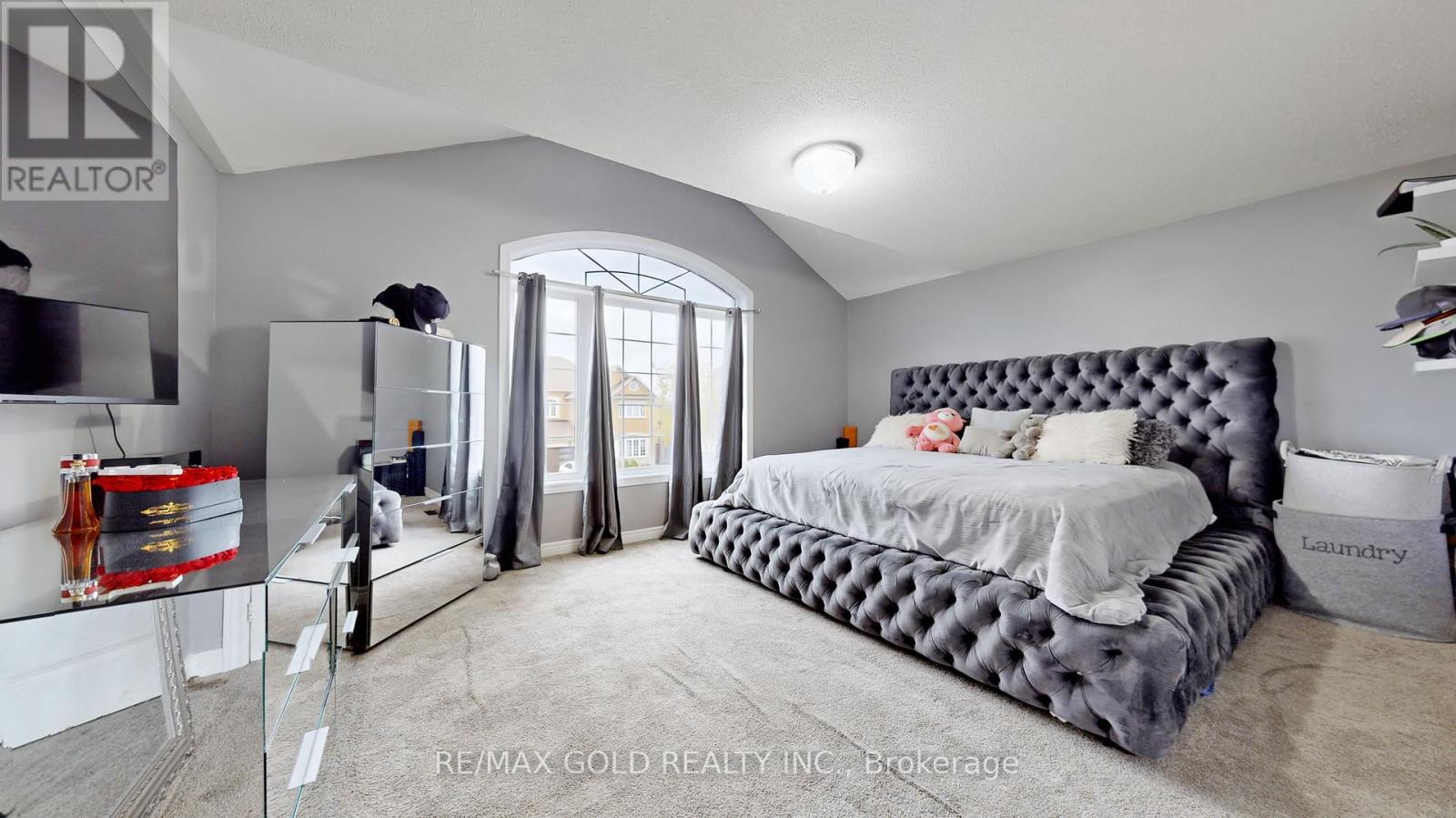 64 PRUE COURT - 19