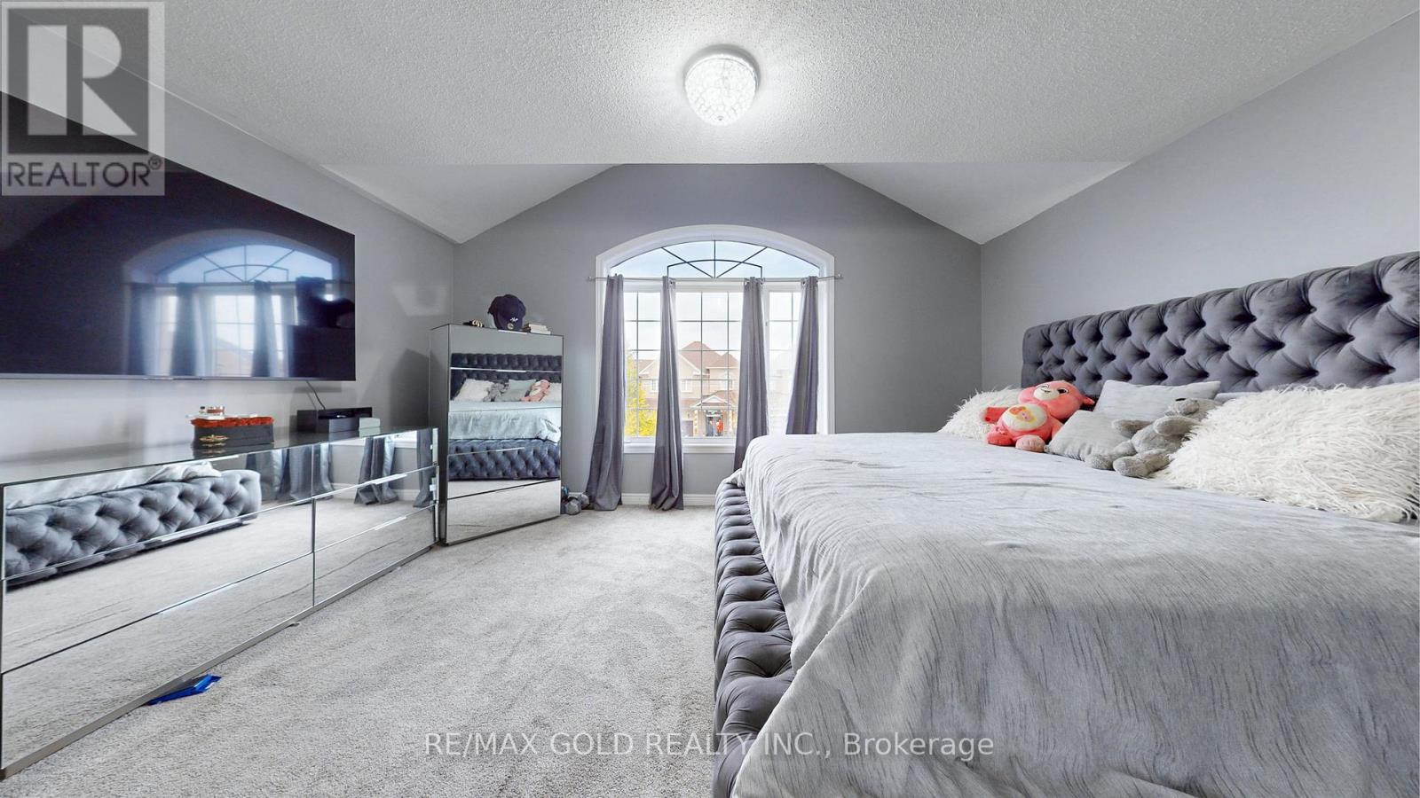 64 PRUE COURT - 20