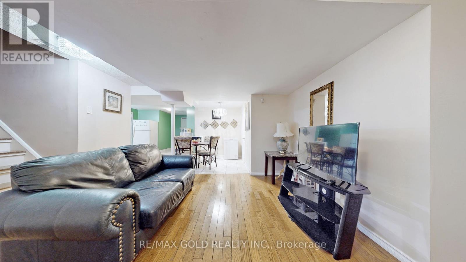 64 PRUE COURT - 26
