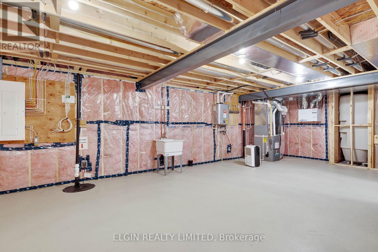 45 LARK STREET Property Photo