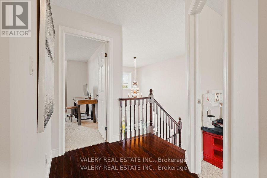 291 ZELLER DRIVE - Image 16