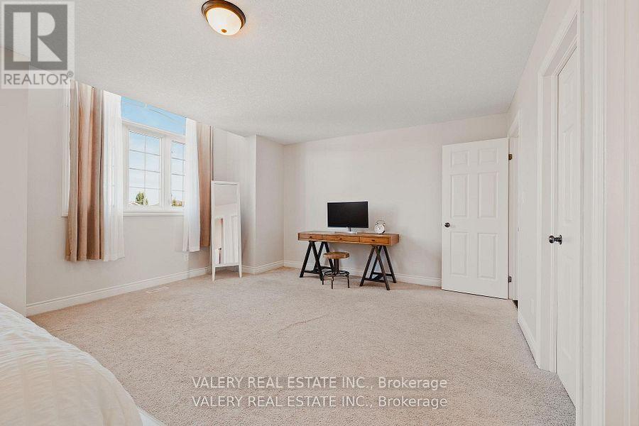 291 ZELLER DRIVE - Image 19