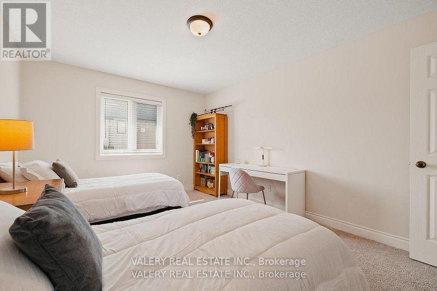 291 ZELLER DRIVE - Image 24