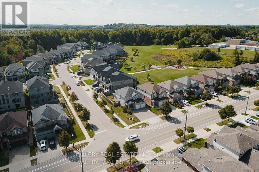 291 ZELLER DRIVE - Image 31