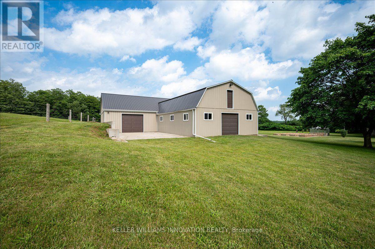 1635 SANDHILLS ROAD - 40