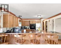 Kitchen - 601 Whitebottom Road, Terrace, BC V8G0E4 Photo 7