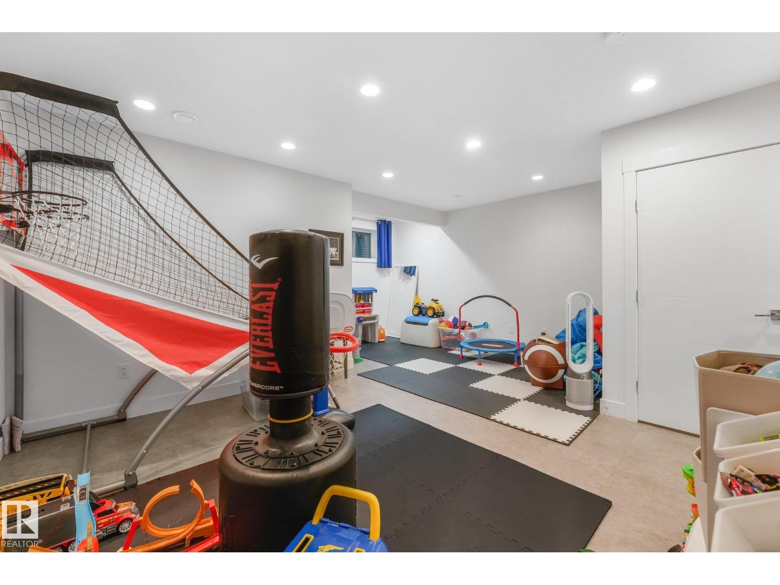 8004 ORCHARDS GREEN GR SW - 48