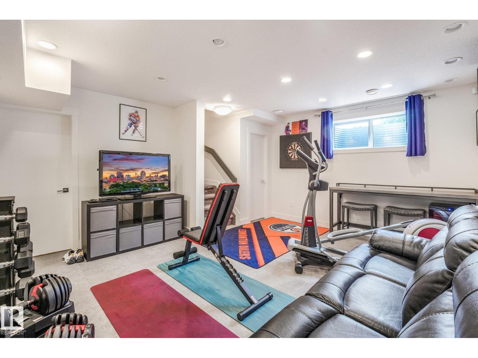 8004 ORCHARDS GREEN GR SW - 40
