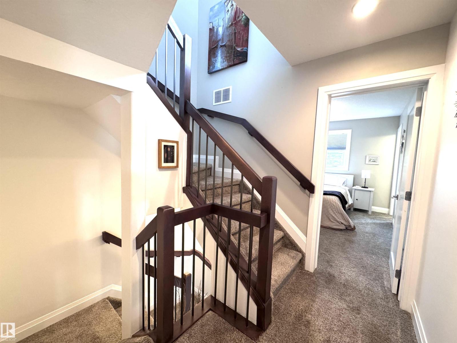 7004 97 ST NW - 15