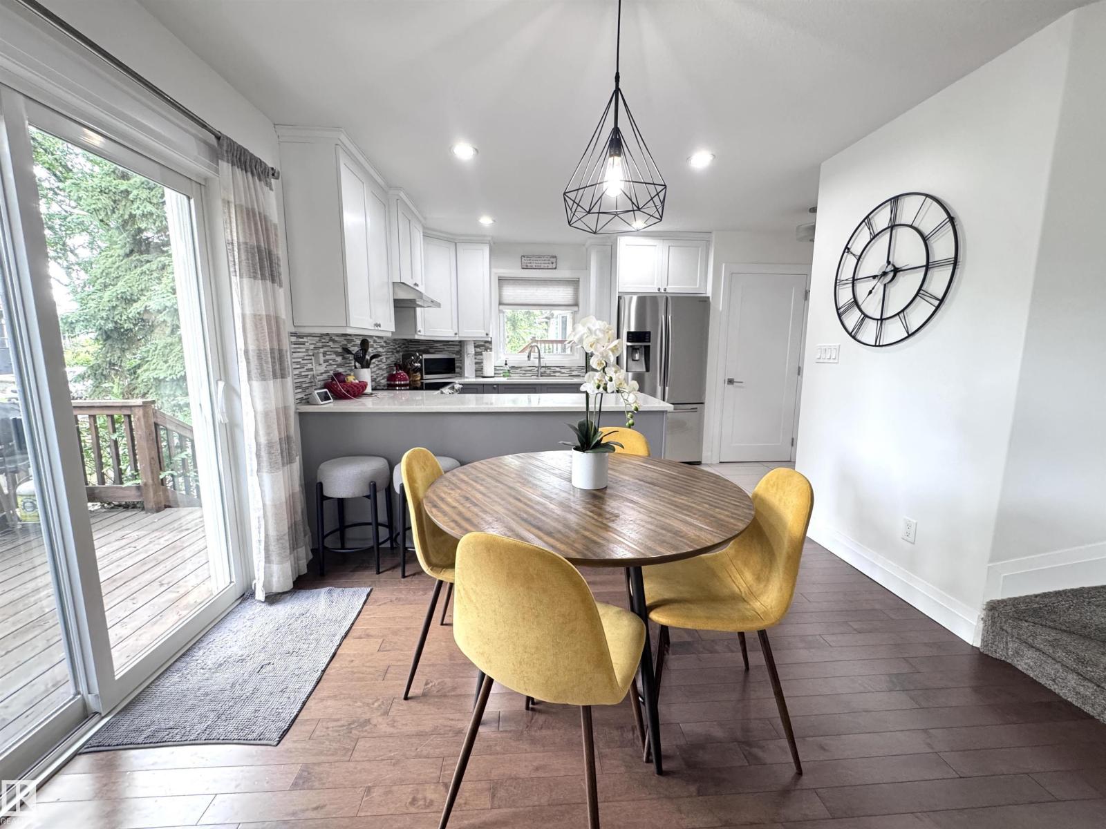 7004 97 ST NW - 8