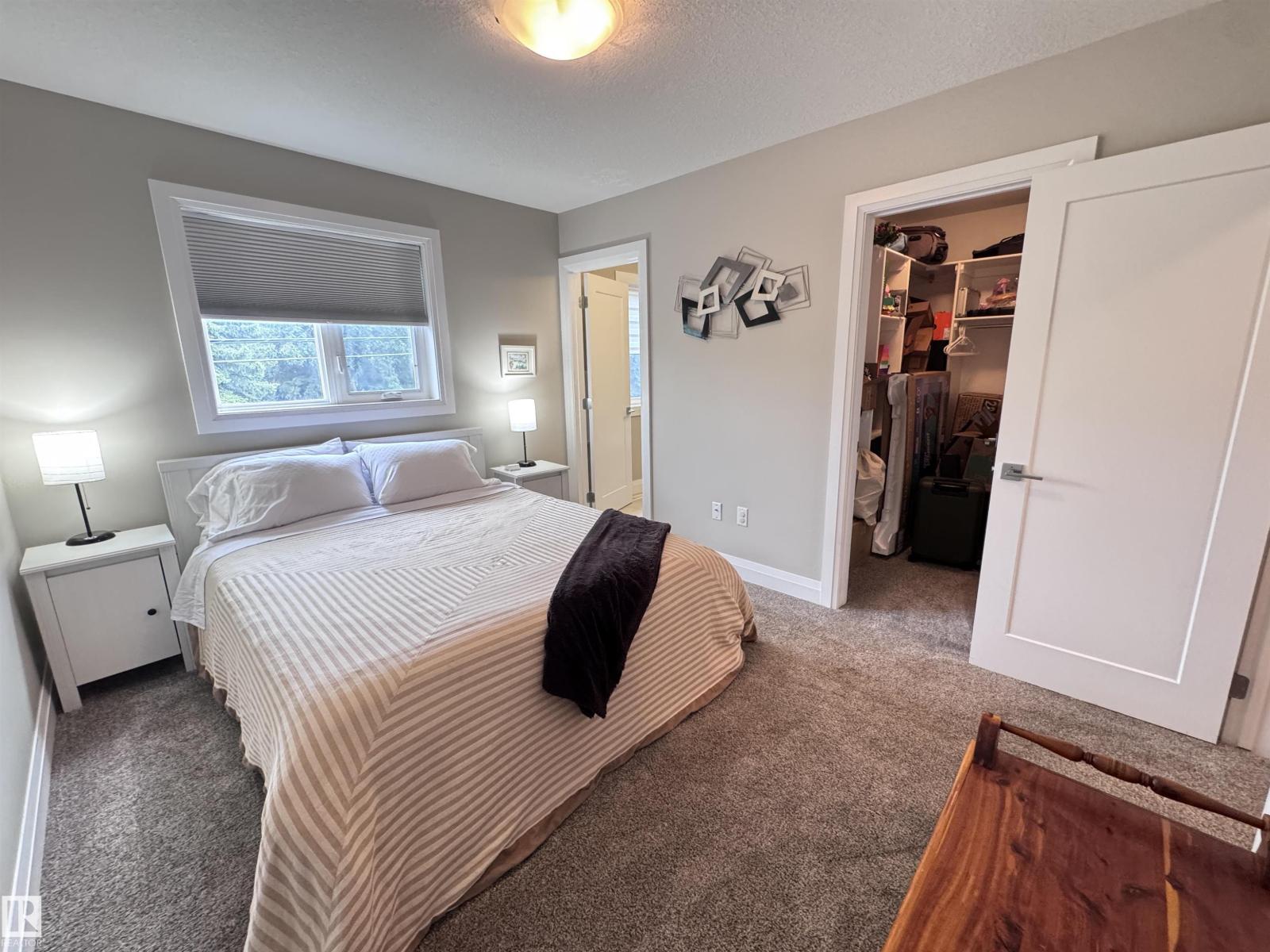 7004 97 ST NW - 26