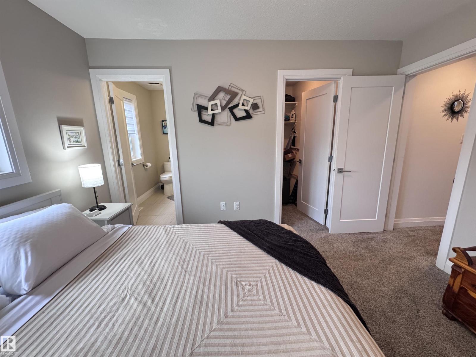 7004 97 ST NW - 27