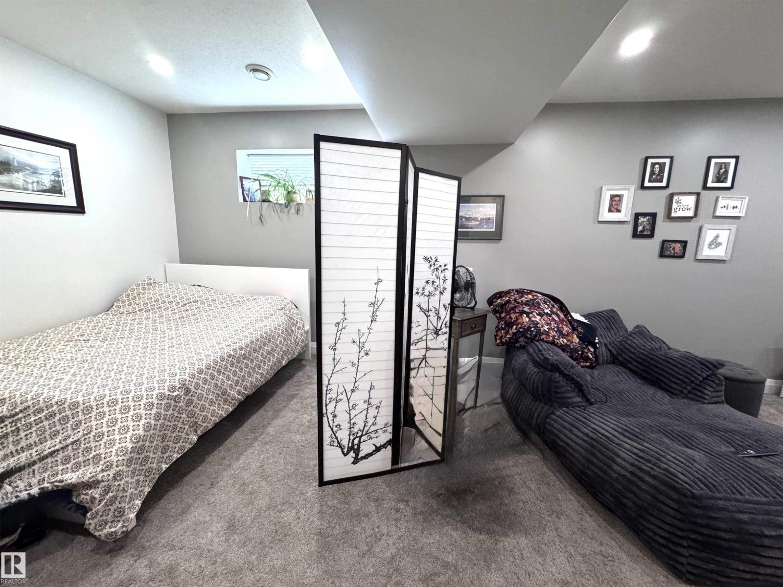 7004 97 ST NW - 46