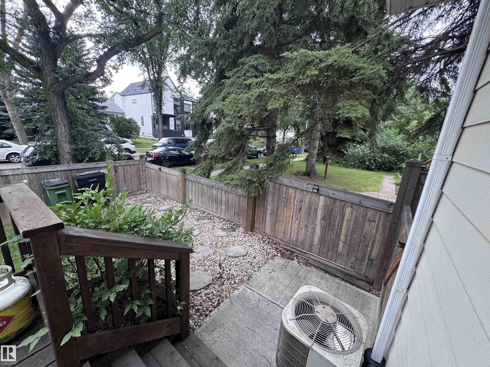 7004 97 ST NW - 51