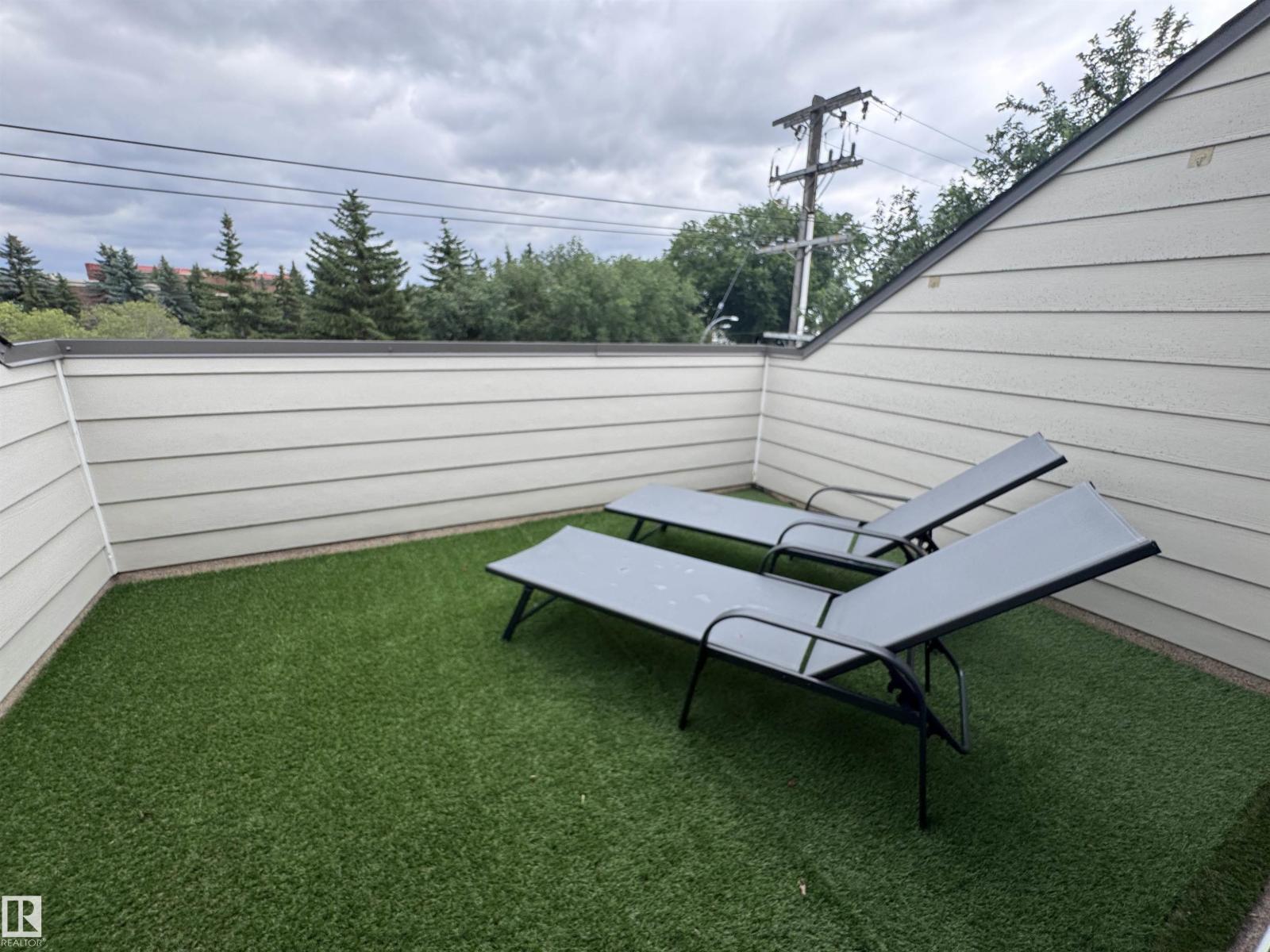 7004 97 ST NW - 37