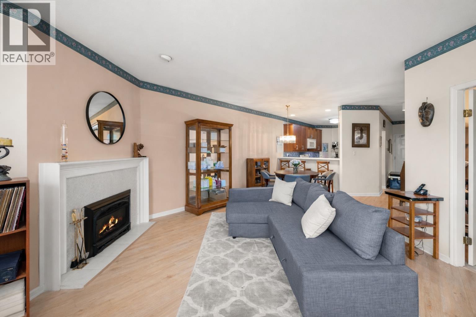 #108-4753 WEST RIVER Road, Delta