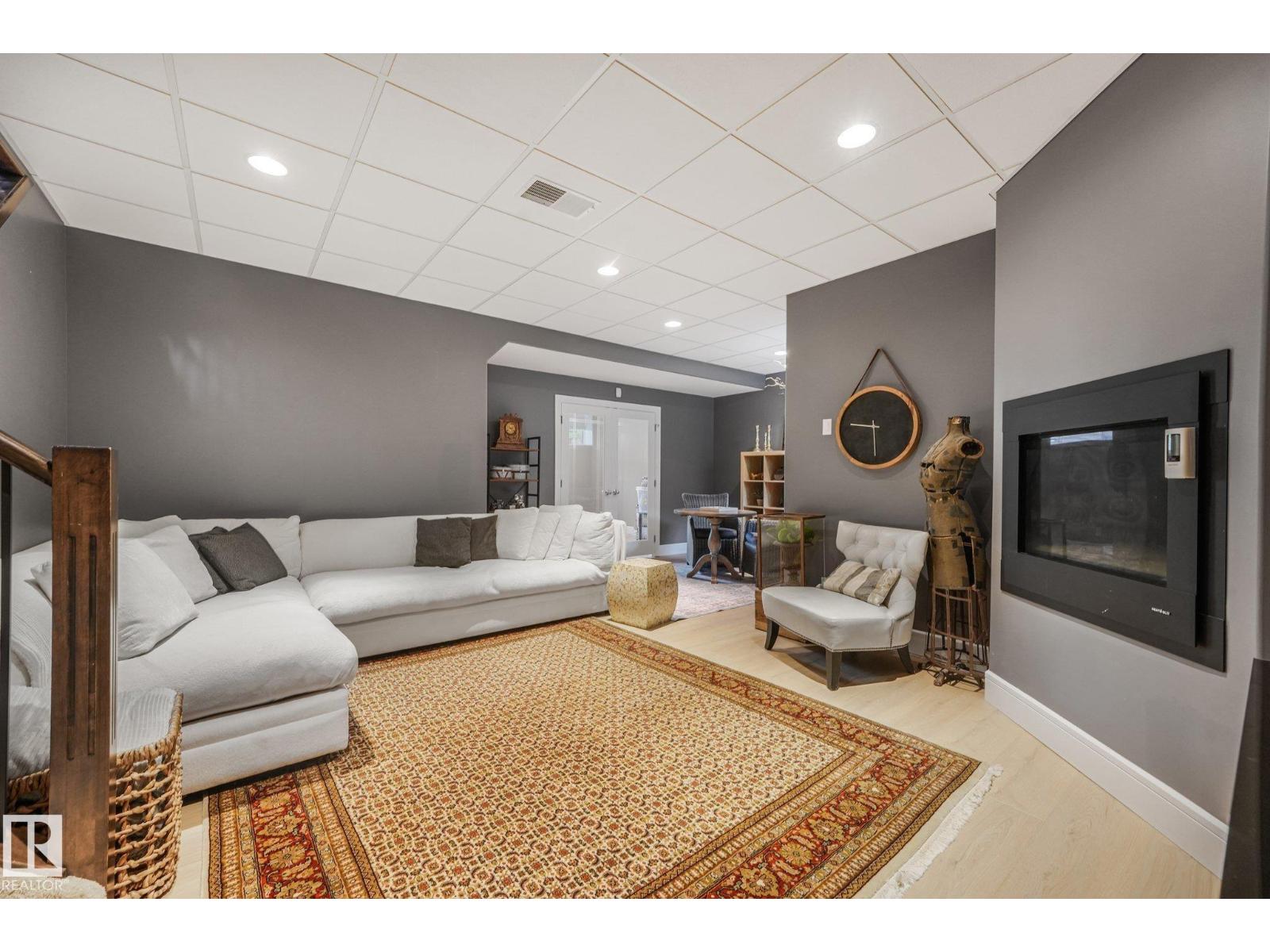 14224 Twp 524 - 52
