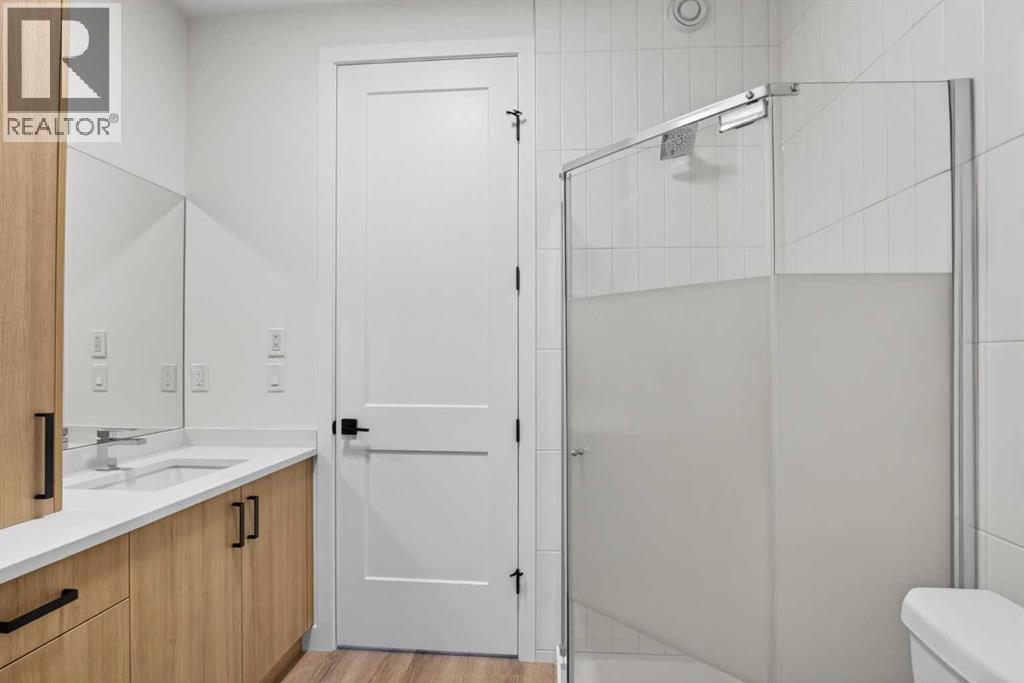 4907 Bowness Road NW - 30