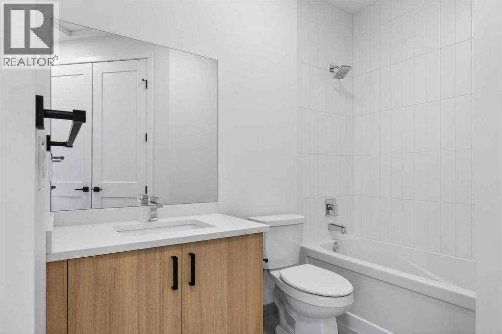4907 Bowness Road NW - 17