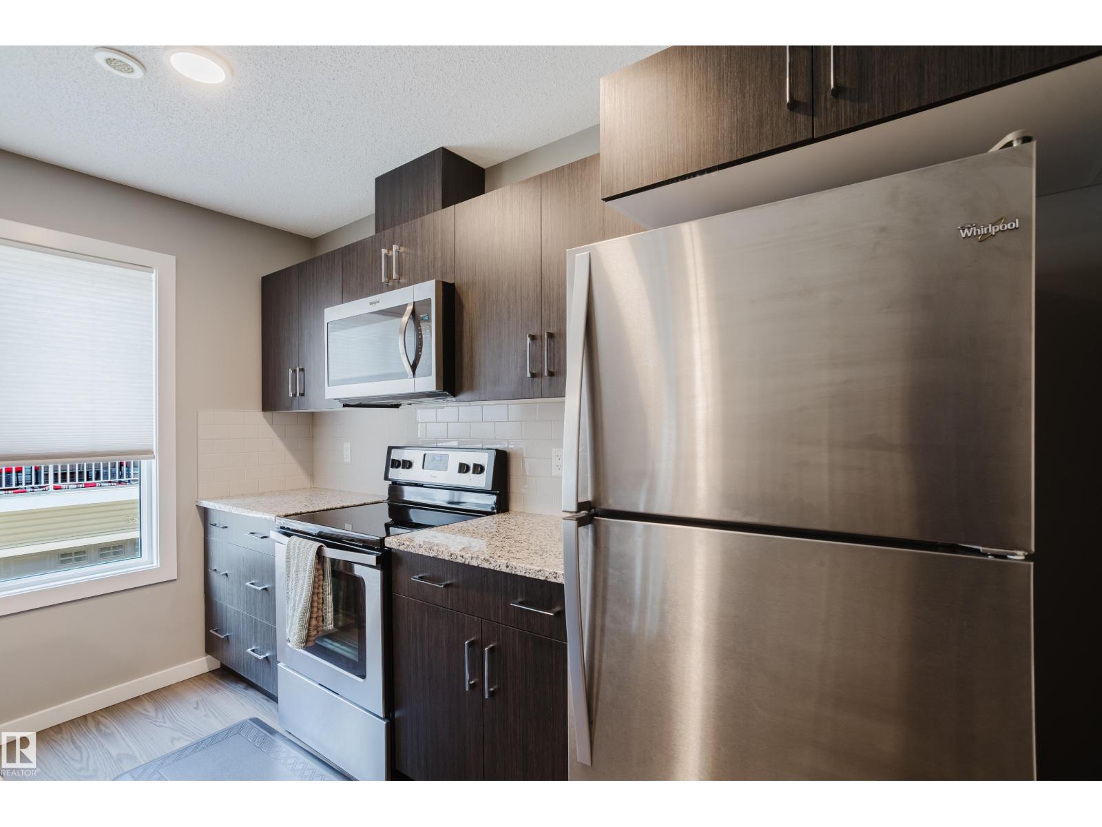 #28 2215 24 ST NW - 20