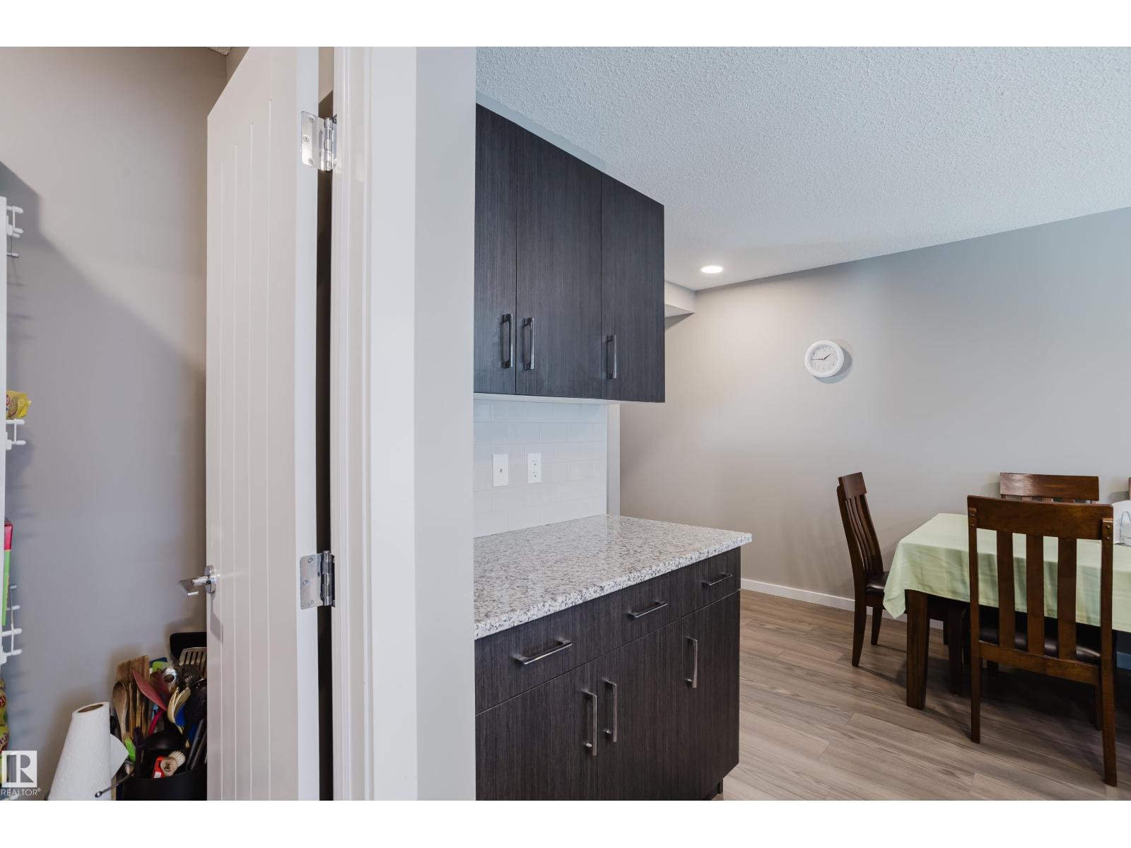 #28 2215 24 ST NW - 21