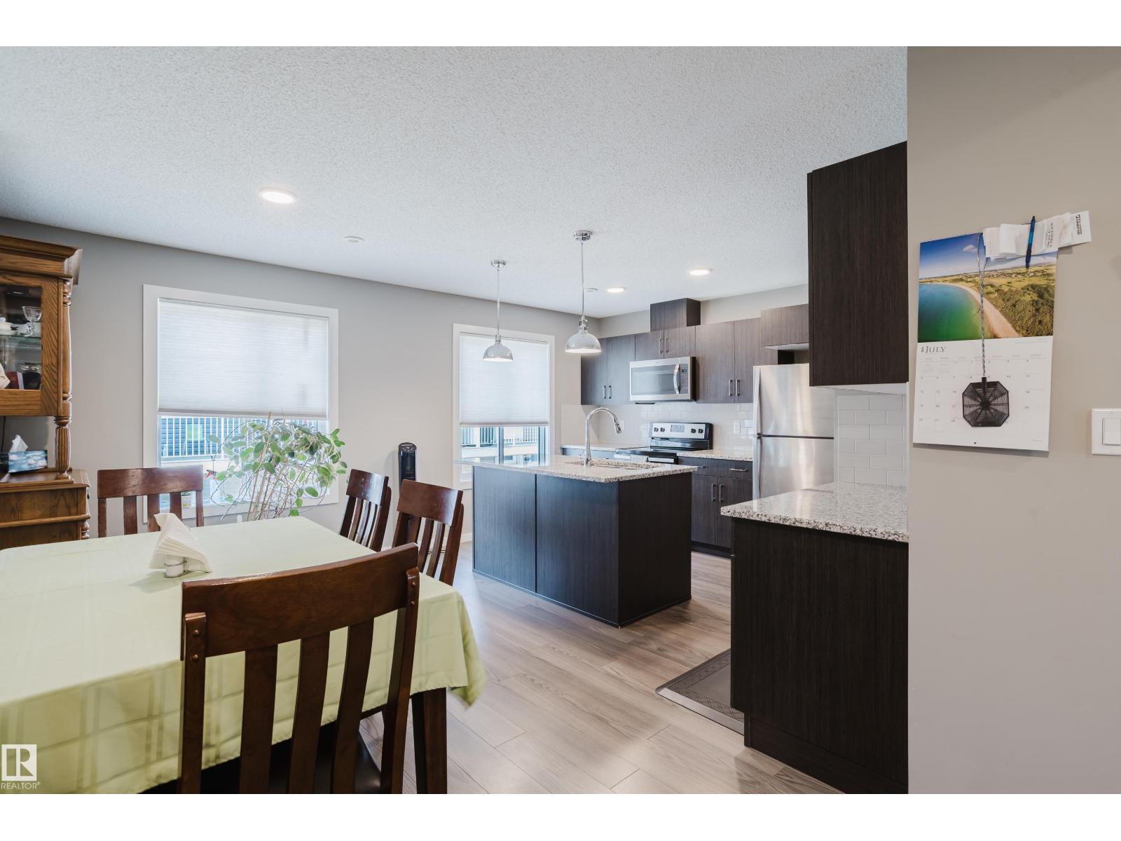 #28 2215 24 ST NW - 14