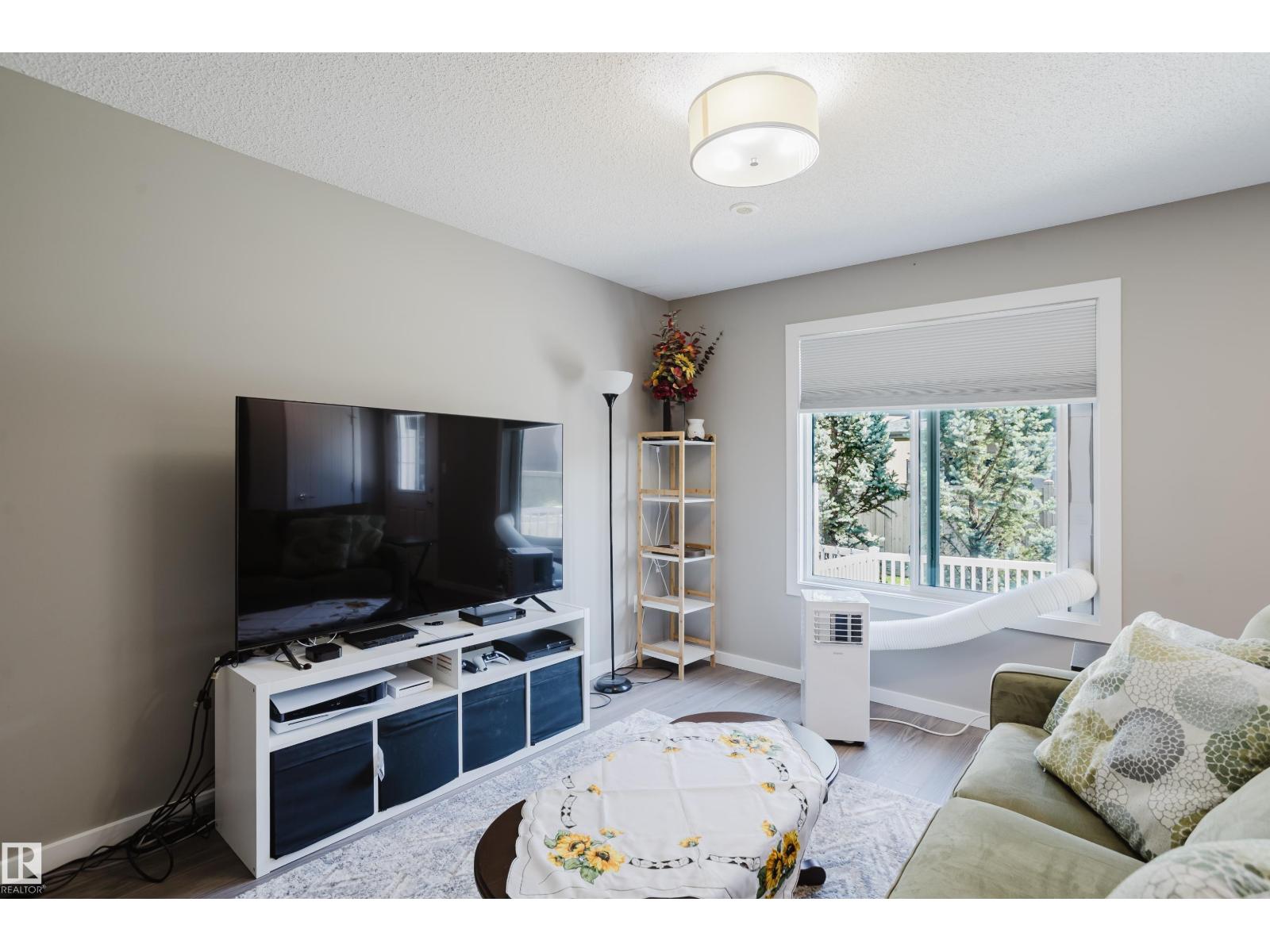 #28 2215 24 ST NW - Image 6