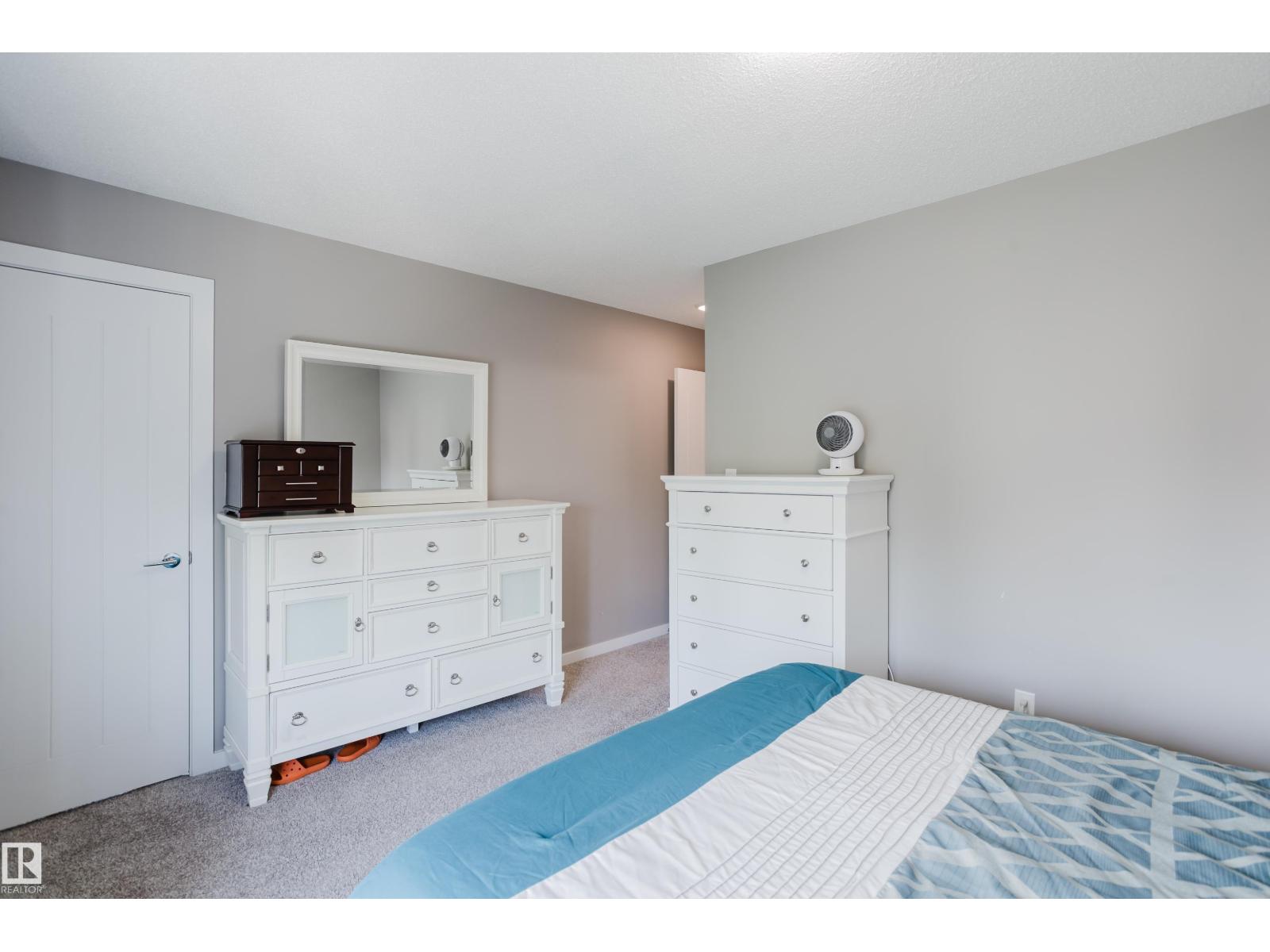 #28 2215 24 ST NW - 28