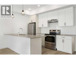 Primary Bedroom - 402, 24 Rivercrest Drive, Cochrane, AB T4C2C8 Photo 8