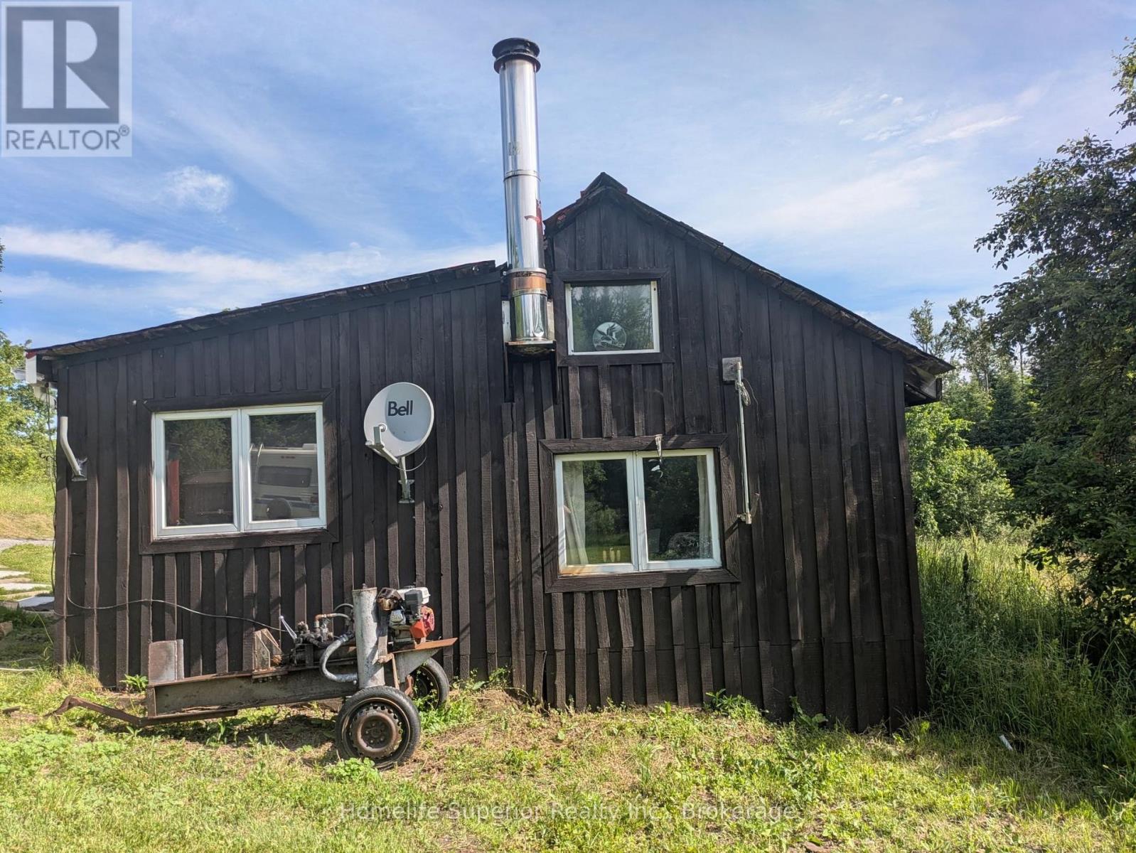 984 CLEVELAND ROAD - 2