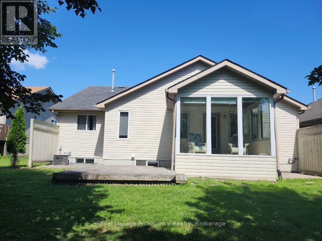 30 HEARTWOOD DRIVE - 40