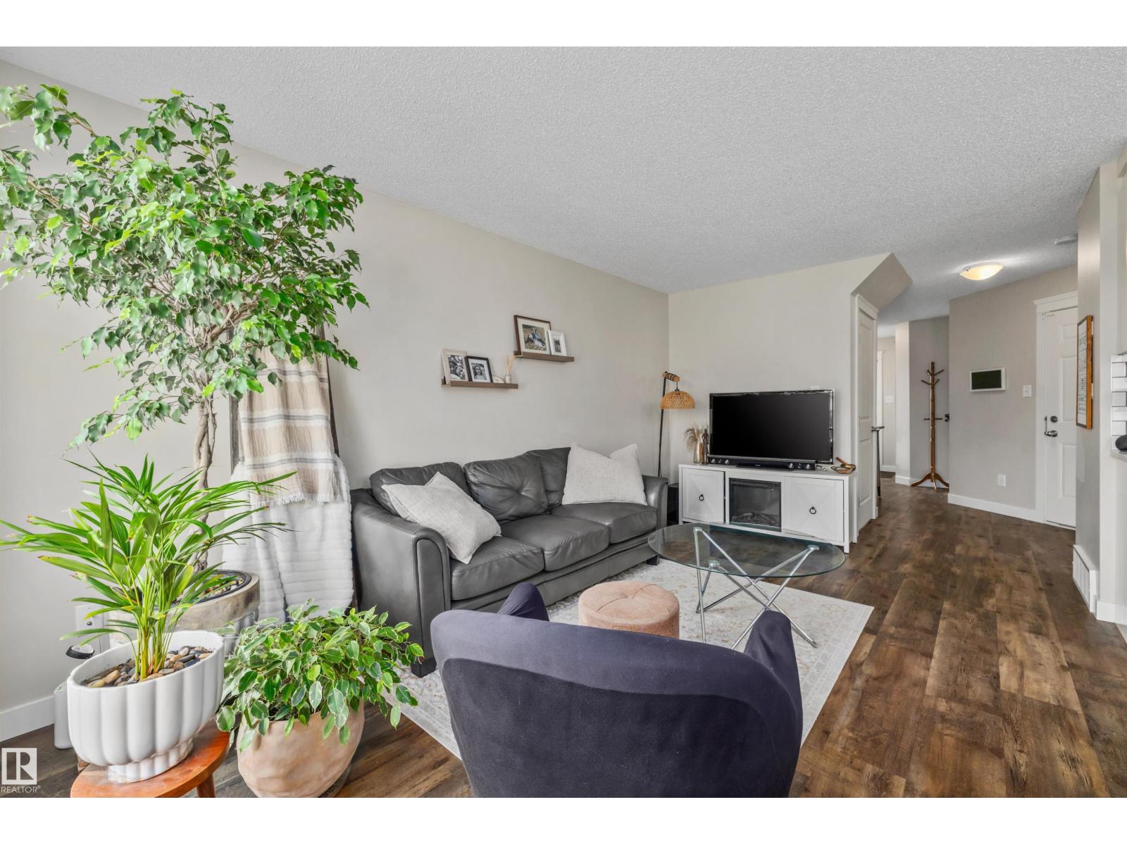 70 WOODBRIDGE LI - Image 9
