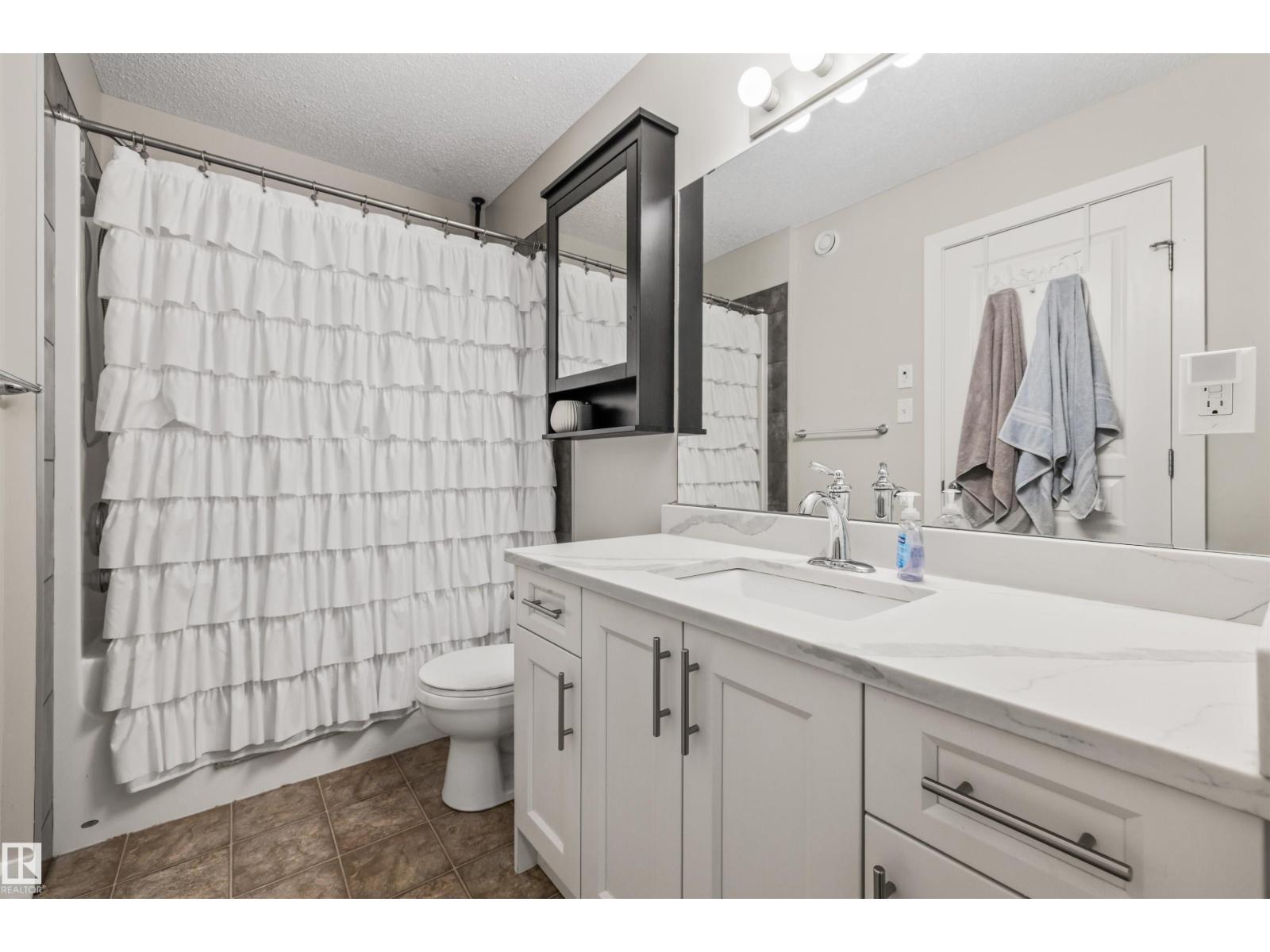 70 WOODBRIDGE LI - 28