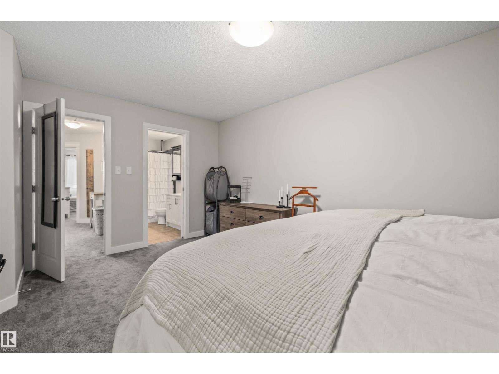 70 WOODBRIDGE LI - 26